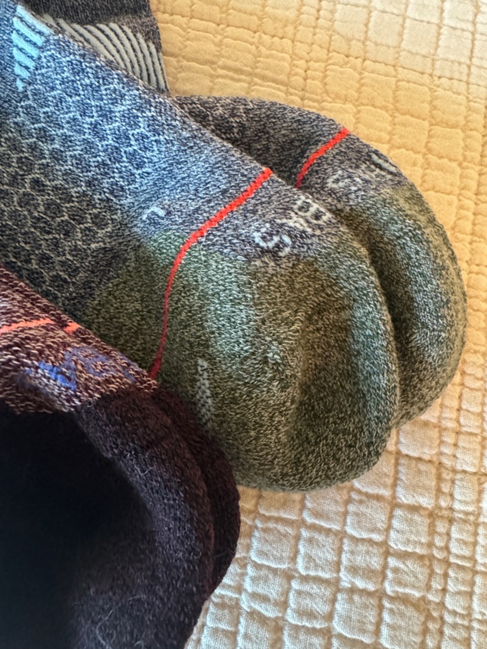 Bombas Women’s Performance Athletic Socks - Picture 4 of 6